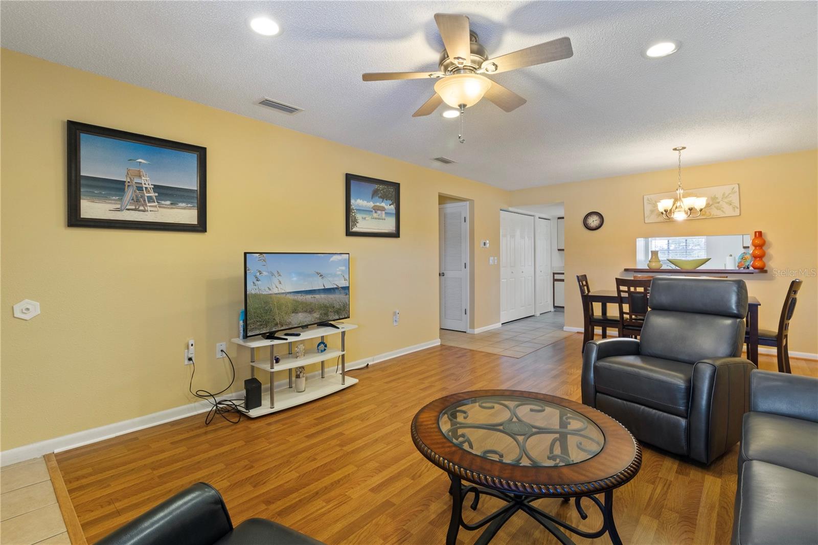 Image 8 of 28 For 1531 Placida Road 203