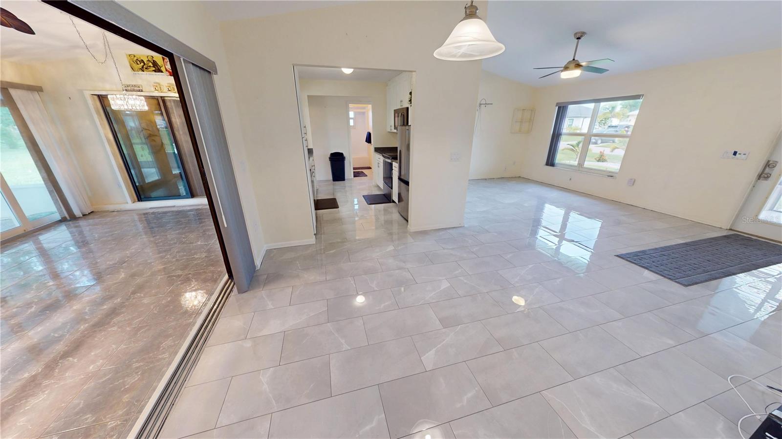 Image 11 of 30 For 25337 Durango Court