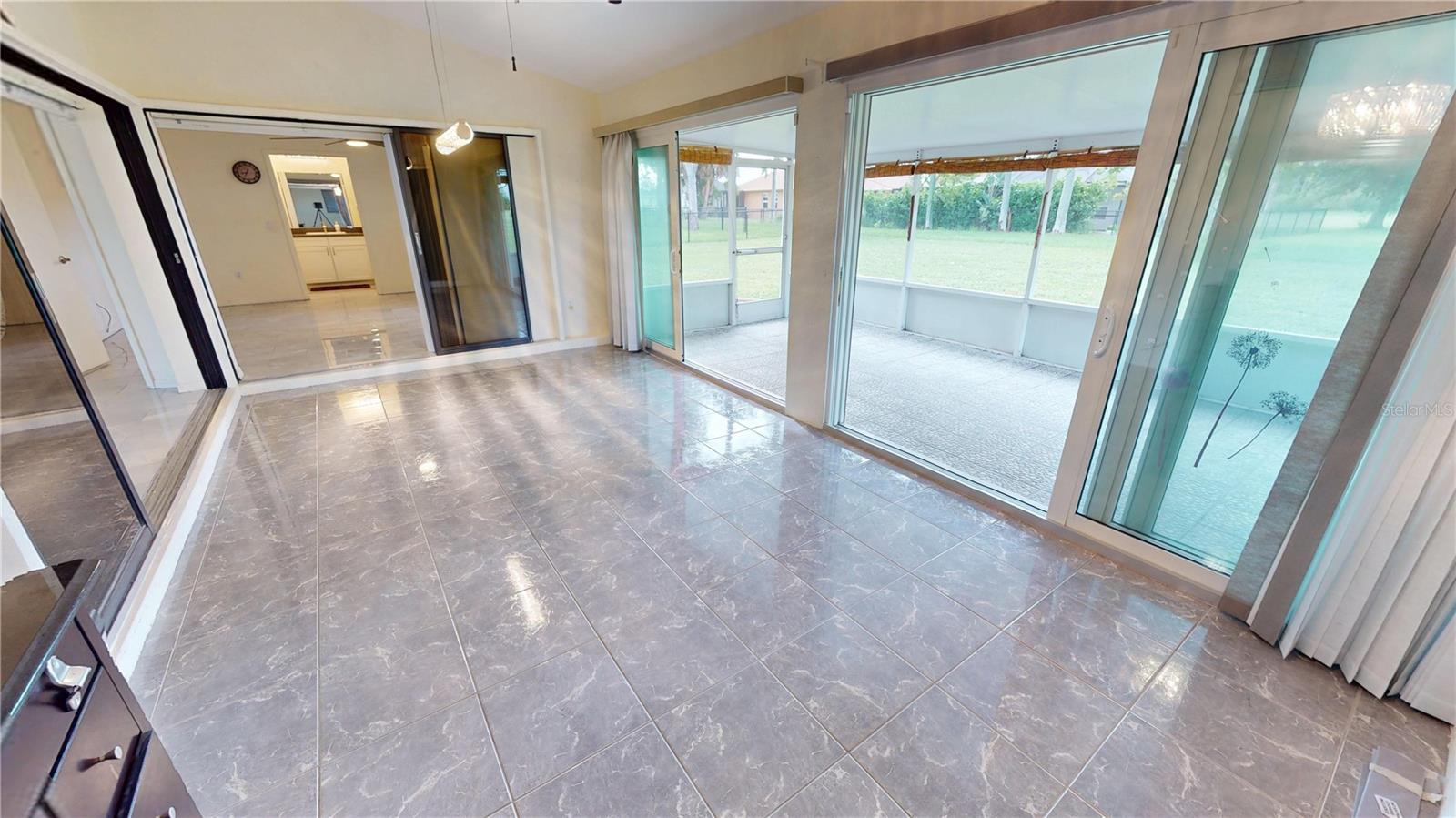 Image 13 of 30 For 25337 Durango Court