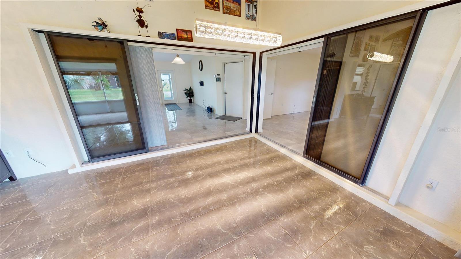 Image 16 of 30 For 25337 Durango Court