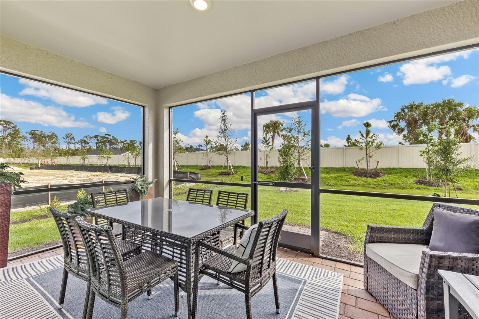 Image 18 of 32 For 16417 Bridle Ridge Street