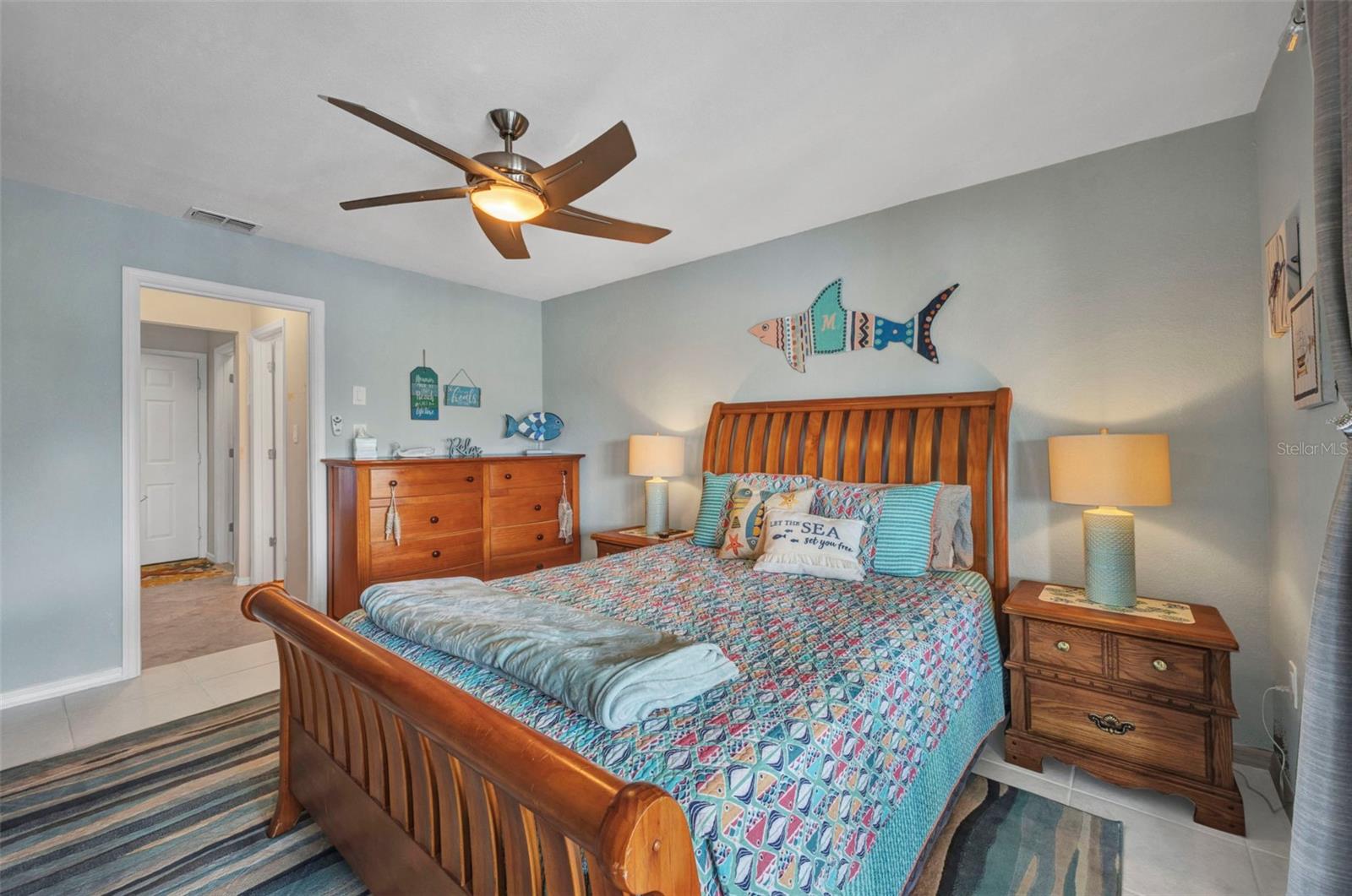 Image 24 of 43 For 240 Lewis Circle 124