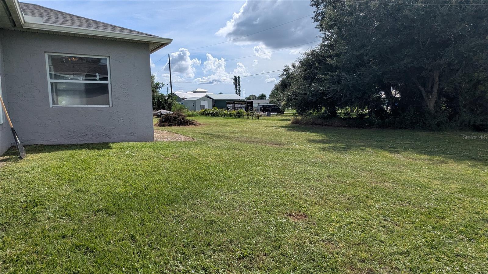 Image 32 of 41 For 2459 Cushing Drive