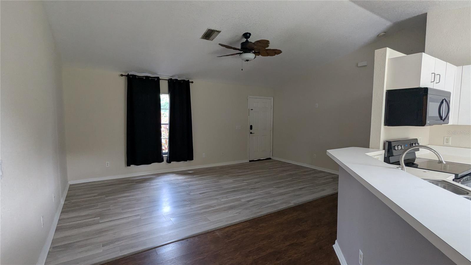 Image 5 of 41 For 2459 Cushing Drive