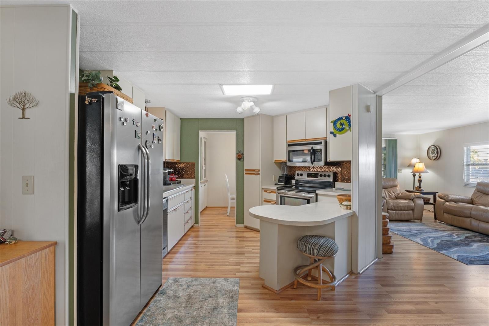 Image 12 of 82 For 175 Martinique Road