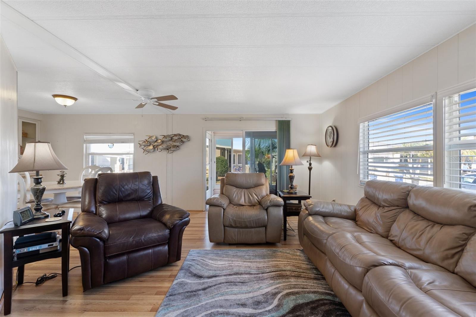 Image 21 of 82 For 175 Martinique Road