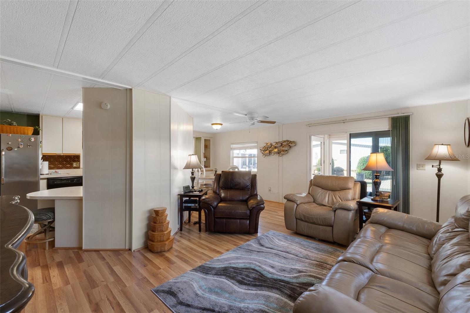 Image 22 of 82 For 175 Martinique Road