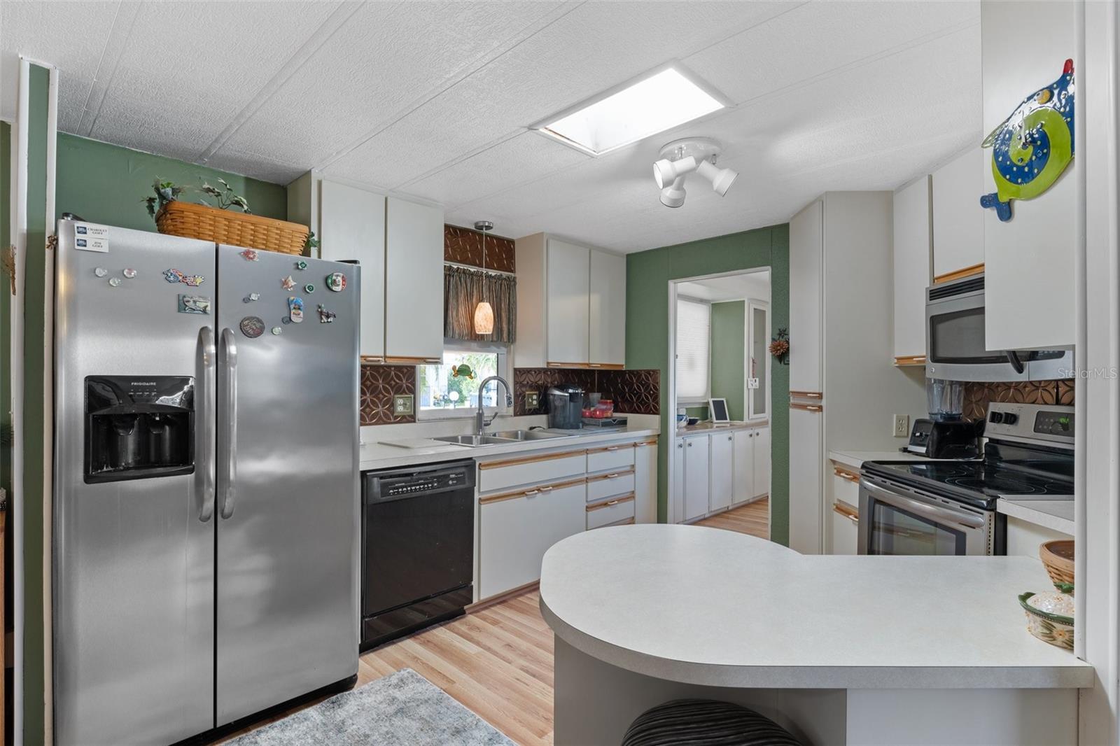 Image 3 of 82 For 175 Martinique Road