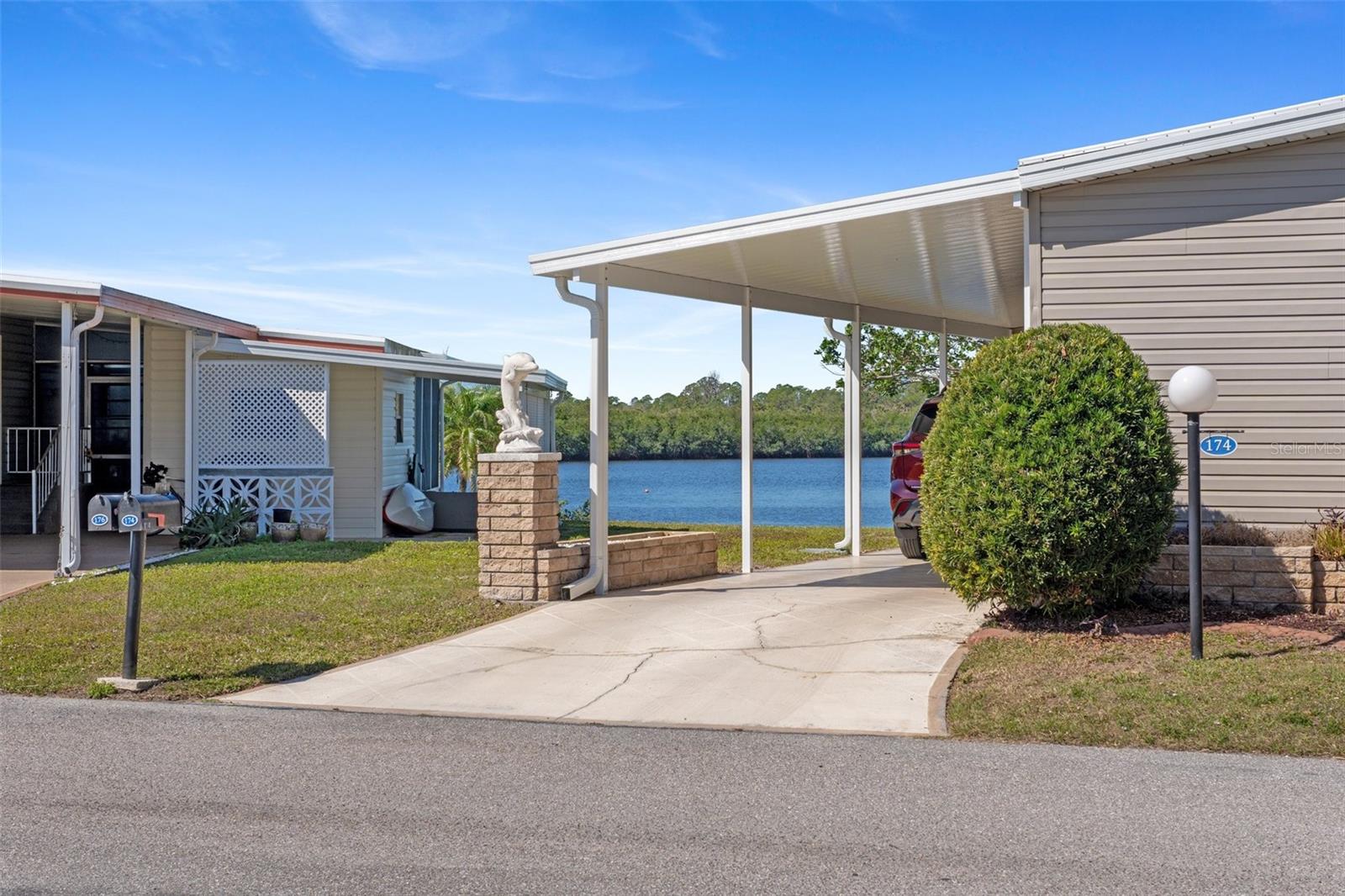 Image 38 of 82 For 175 Martinique Road