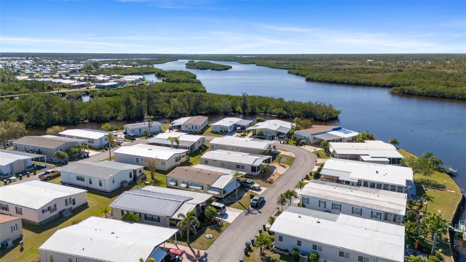 Image 41 of 82 For 175 Martinique Road