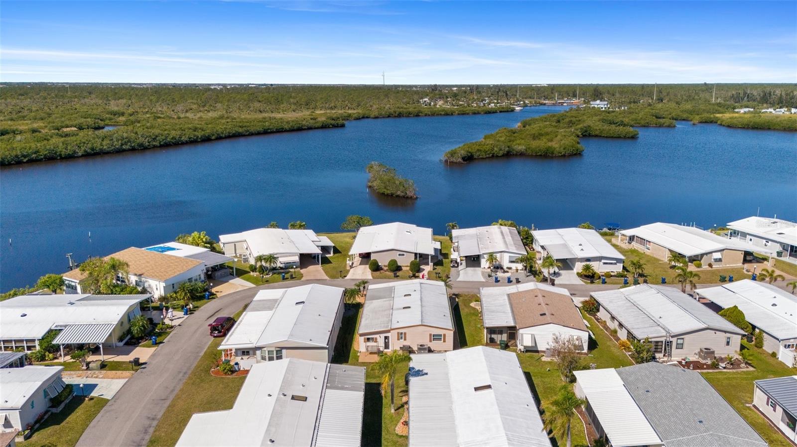 Image 5 of 82 For 175 Martinique Road