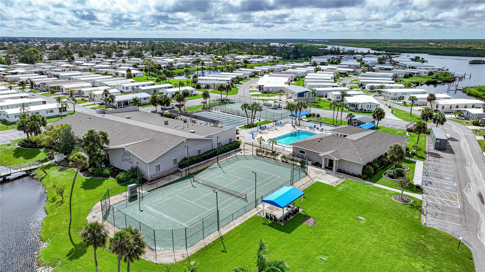 Image 53 of 82 For 175 Martinique Road