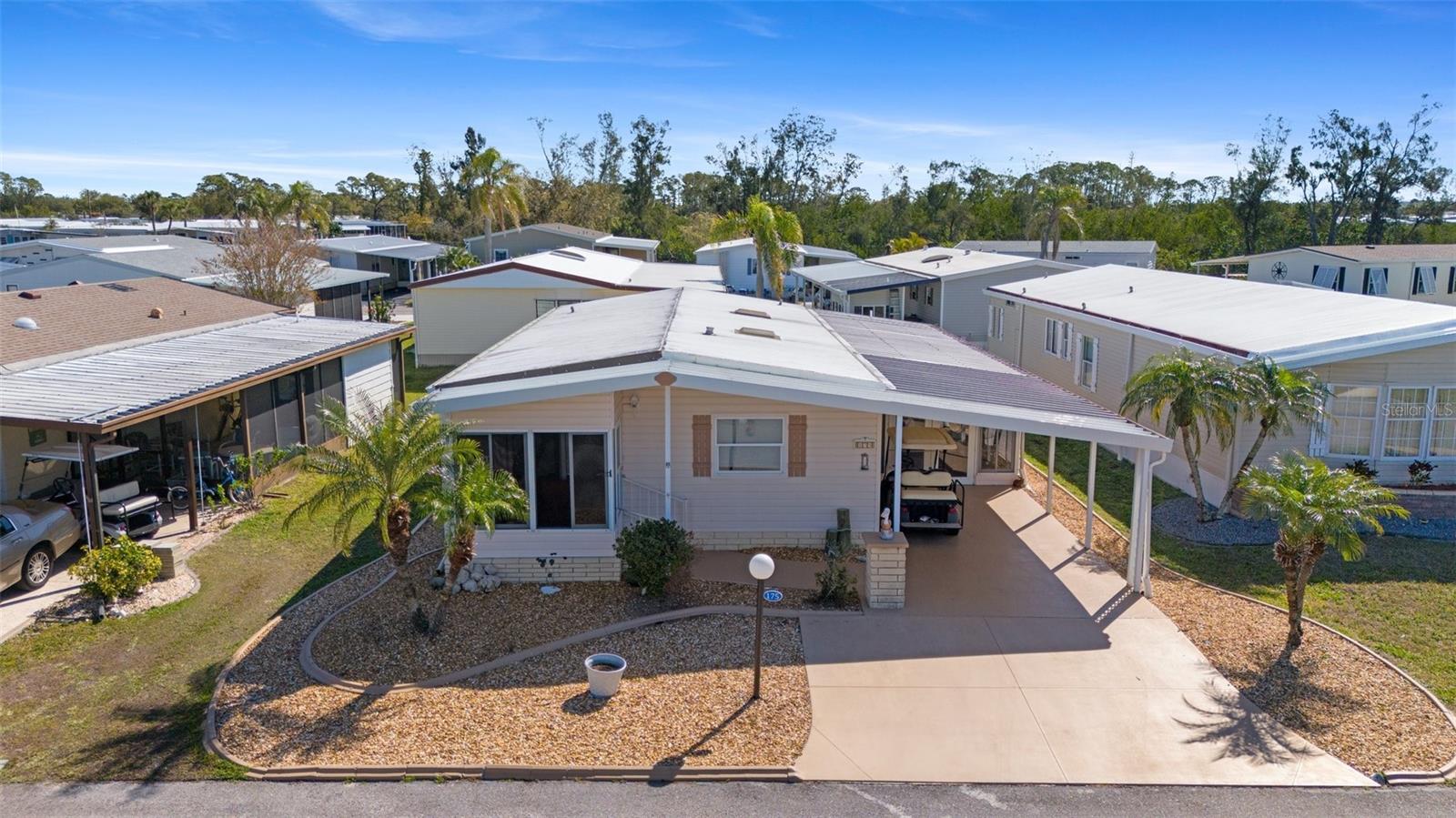 Image 8 of 82 For 175 Martinique Road