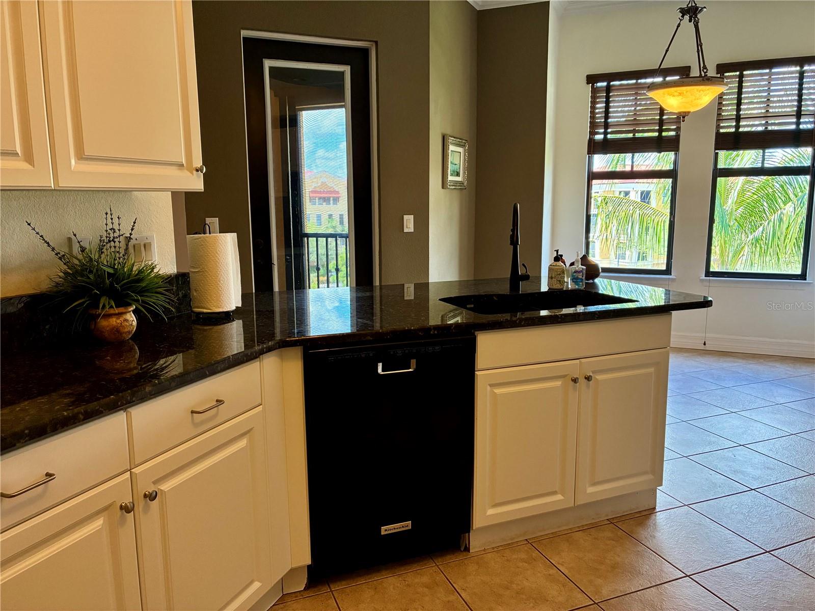 Image 14 of 62 For 98 Vivante Boulevard 98412