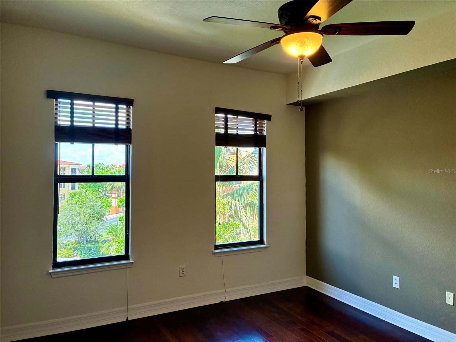 Image 20 of 62 For 98 Vivante Boulevard 98412