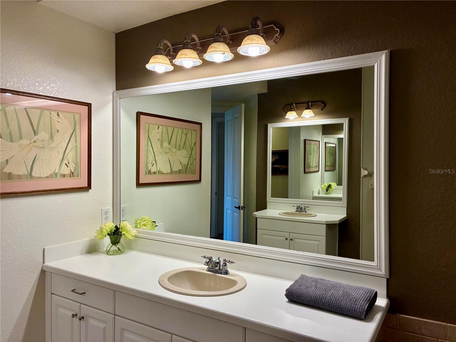 Image 26 of 62 For 98 Vivante Boulevard 98412