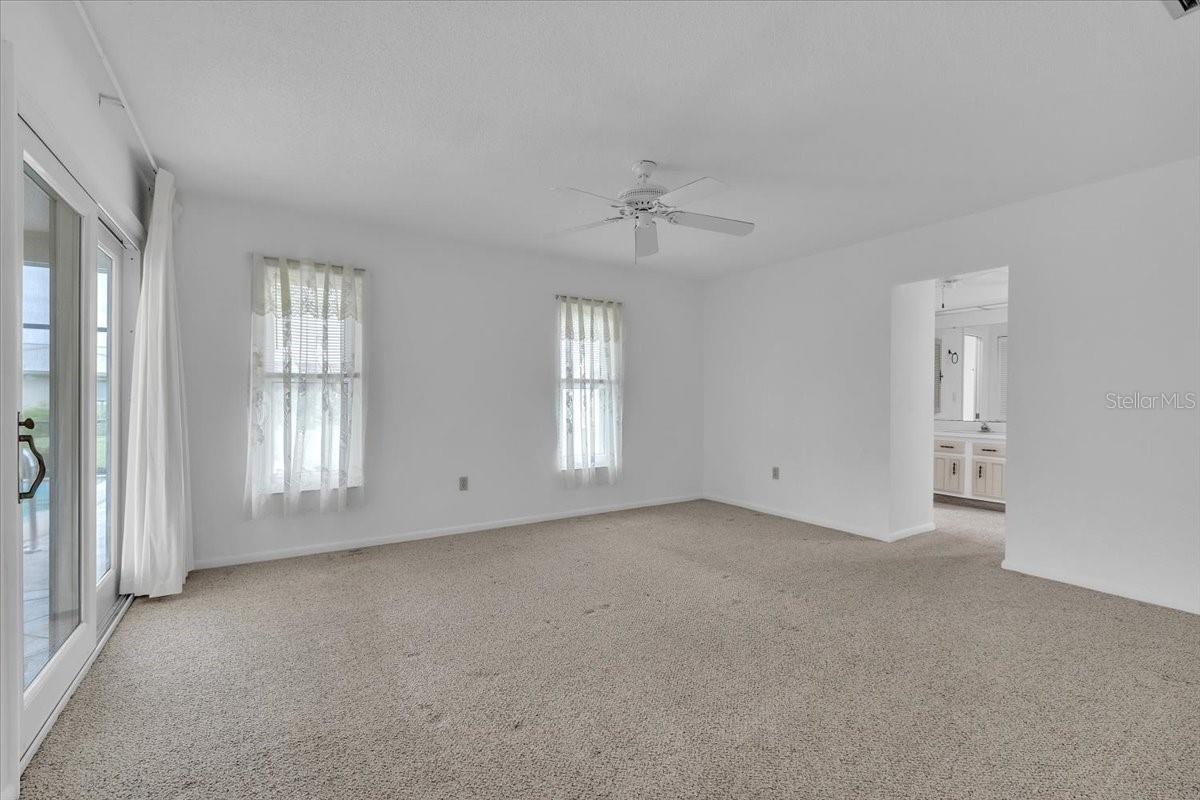 Image 12 of 40 For 907 Sidney Terrace Nw