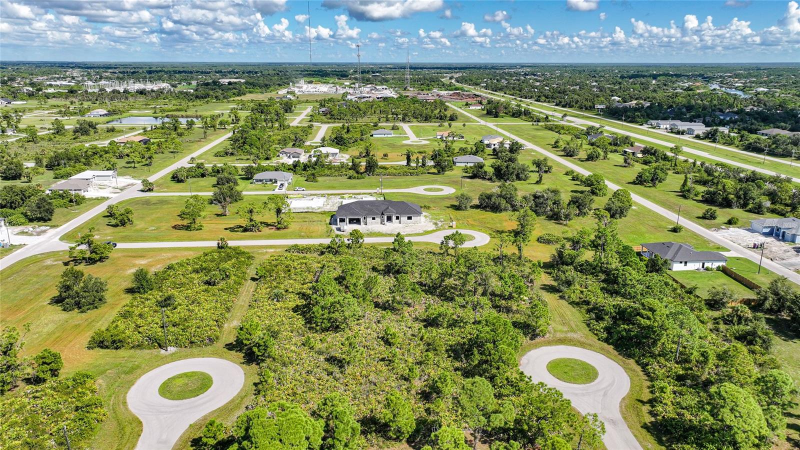 Image 14 of 27 For 12 Dog Court