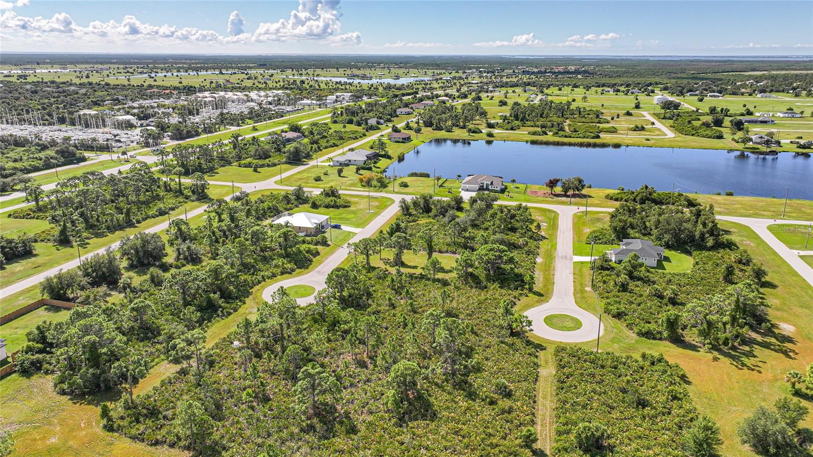 Image 20 of 27 For 12 Dog Court