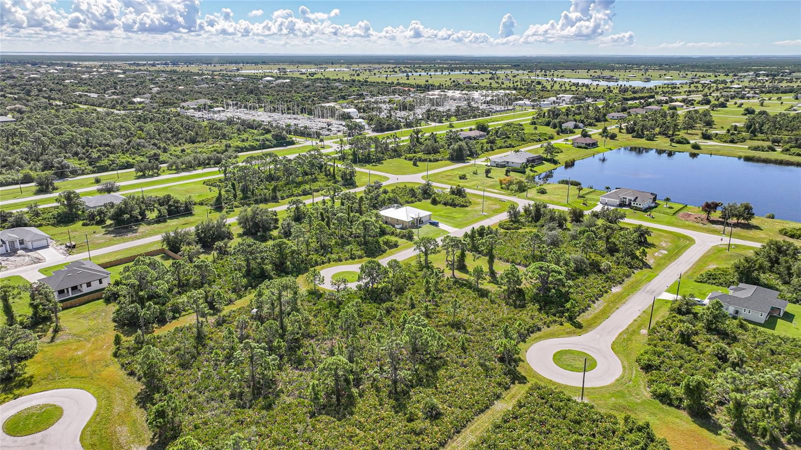 Image 21 of 27 For 12 Dog Court