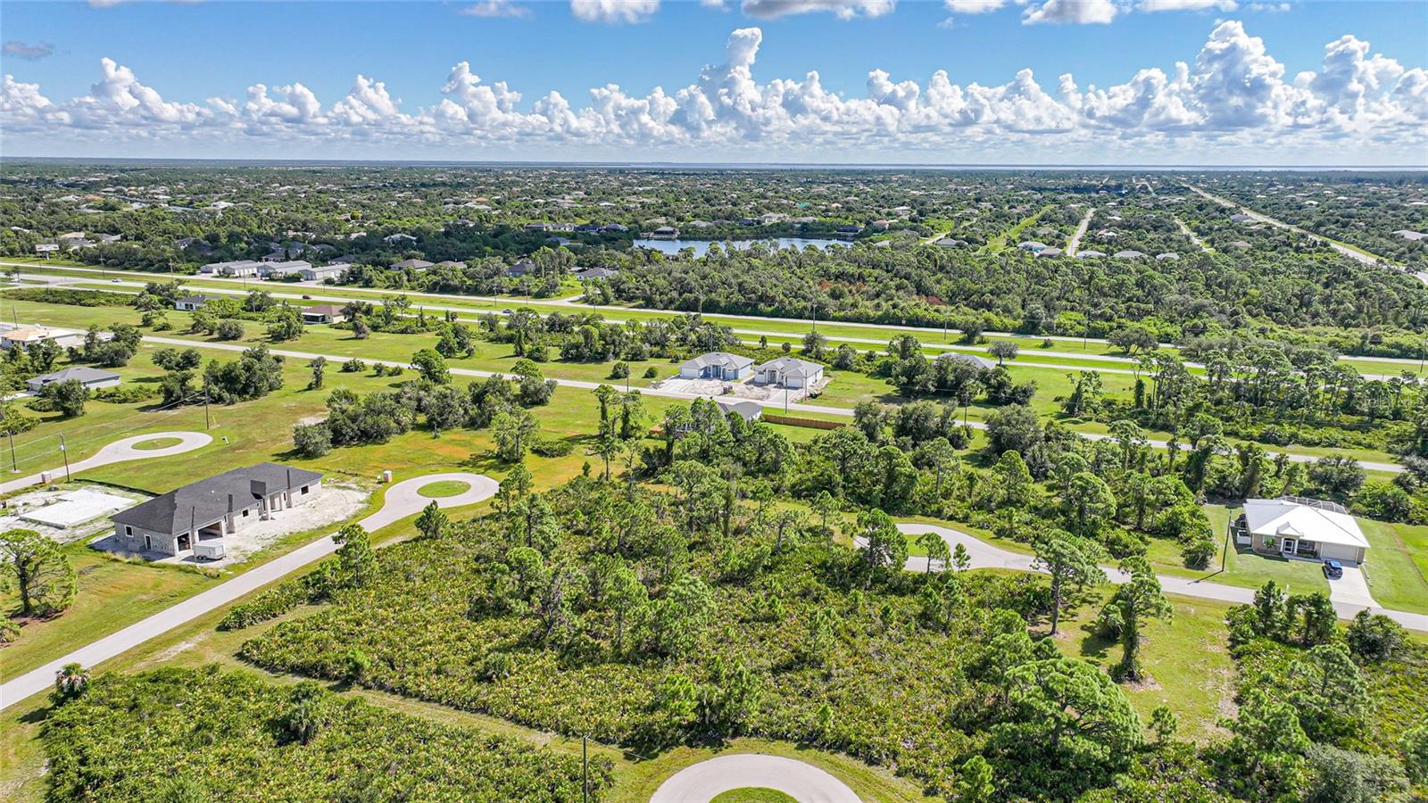 Image 26 of 27 For 12 Dog Court