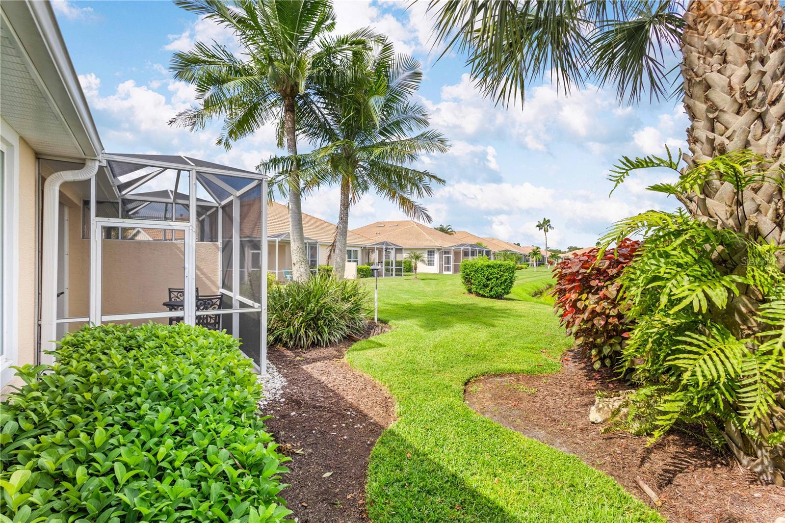 Image 35 of 57 For 5064 Whispering Oaks Drive