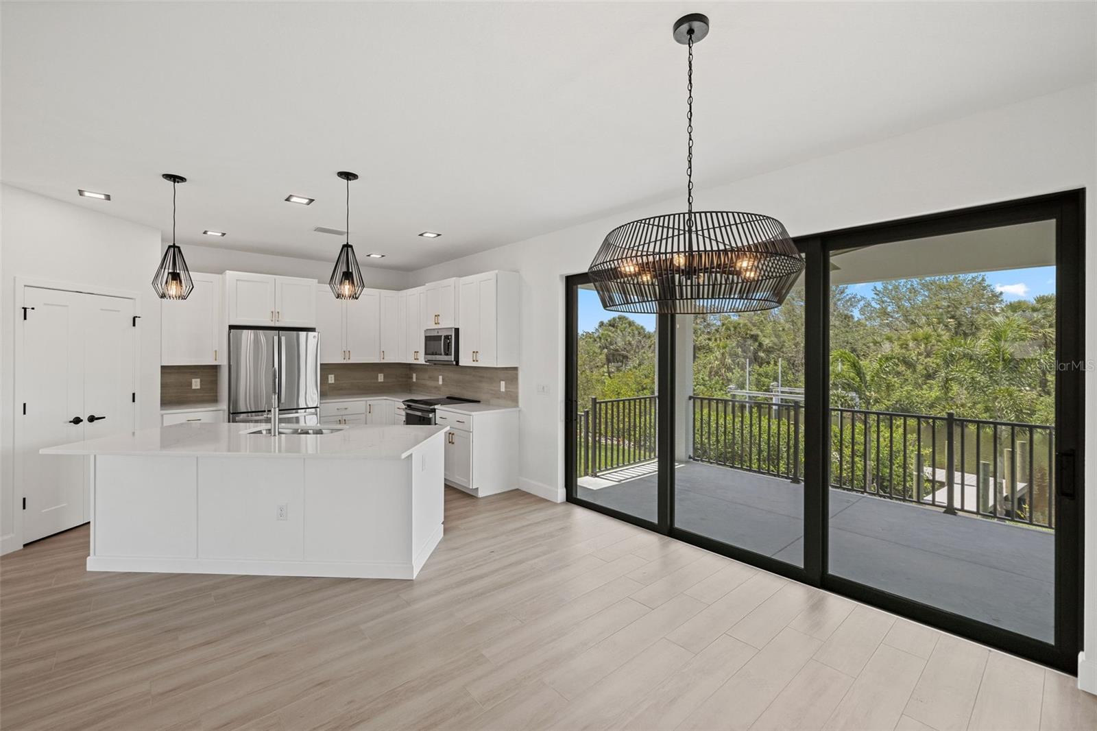 Image 11 of 49 For 18514 Ashcroft Circle