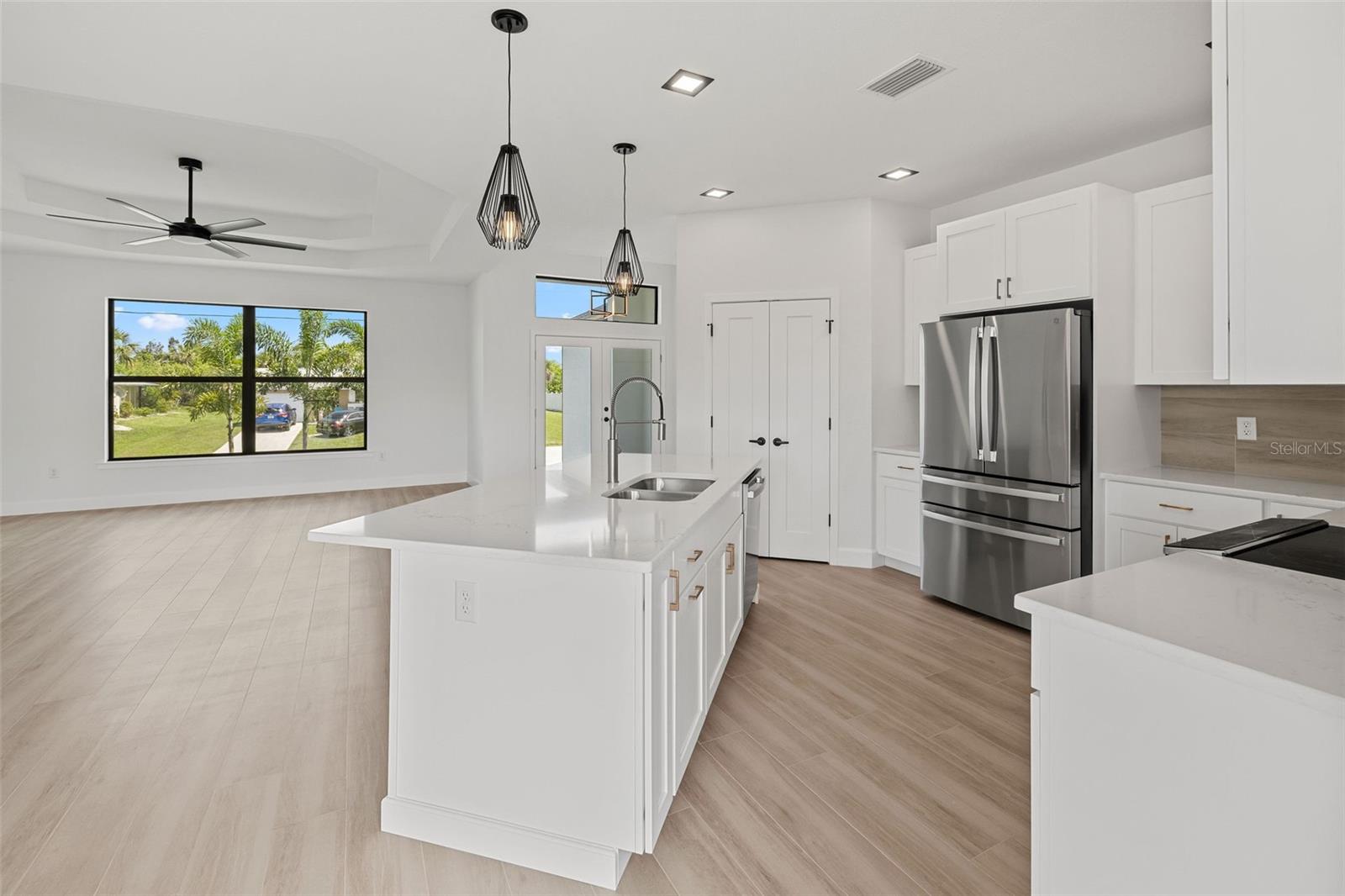 Image 14 of 49 For 18514 Ashcroft Circle