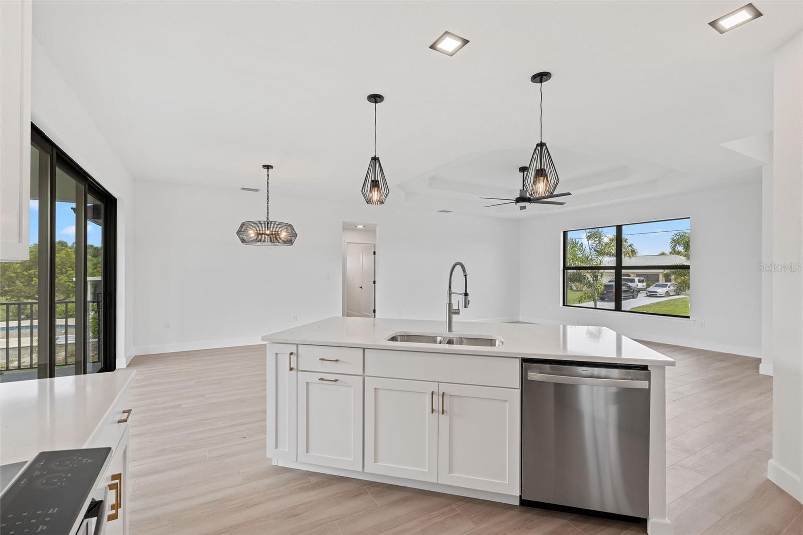 Image 18 of 49 For 18514 Ashcroft Circle