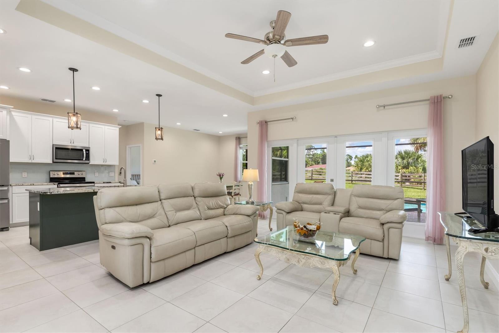 Image 21 of 31 For 1291 Gaucho Terrace