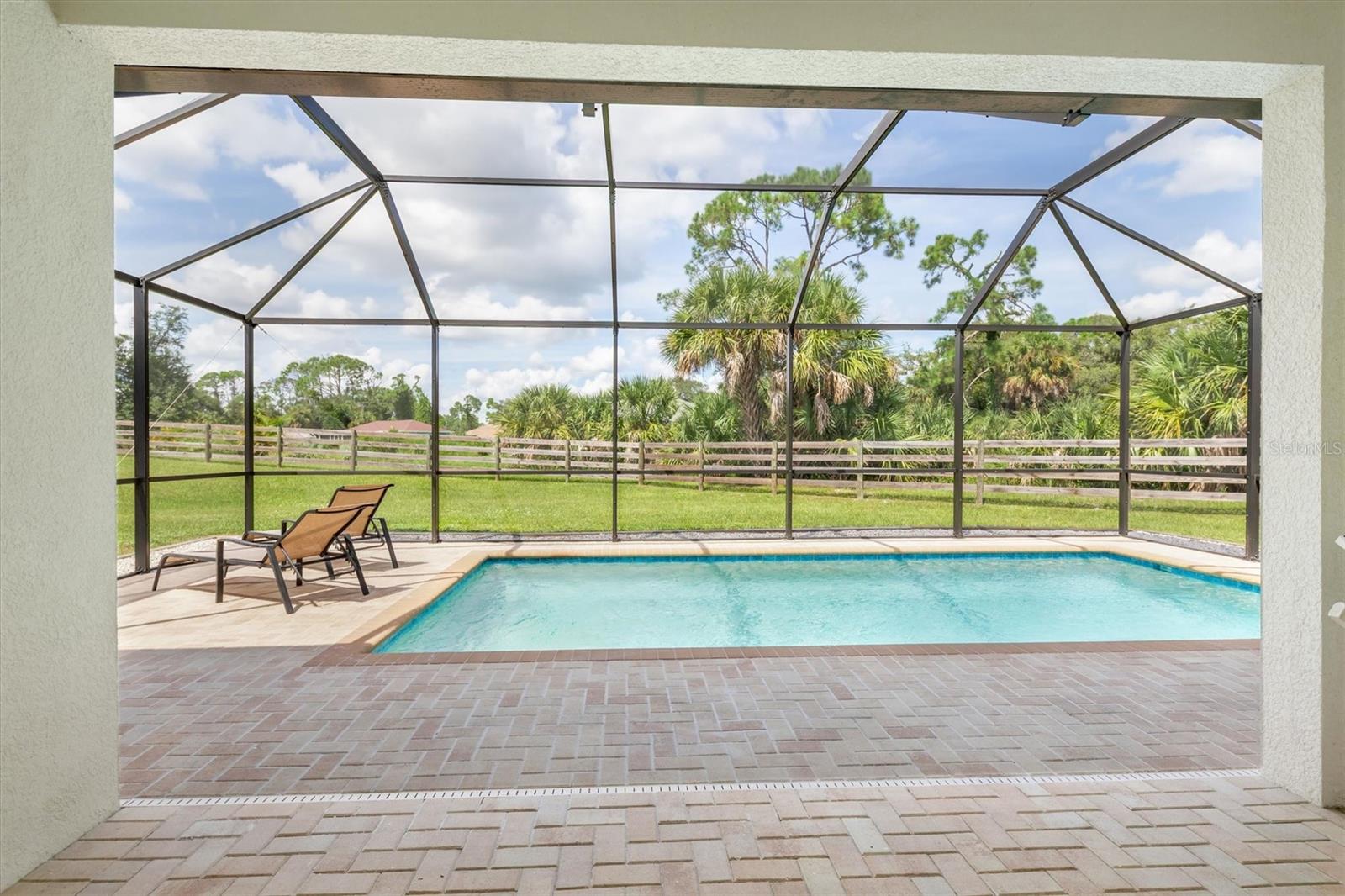 Image 3 of 31 For 1291 Gaucho Terrace