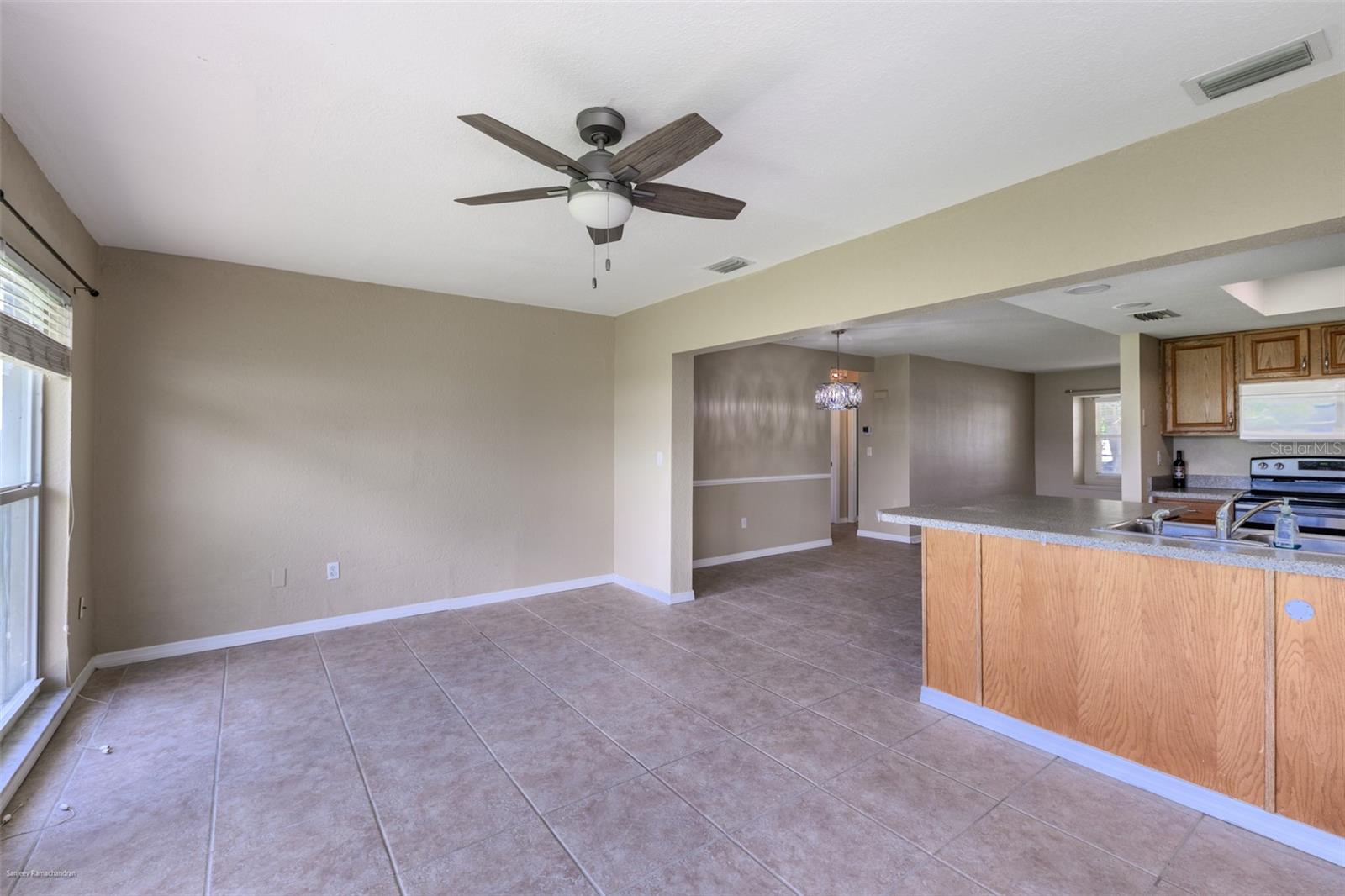 Image 28 of 54 For 2498 Abscott Street