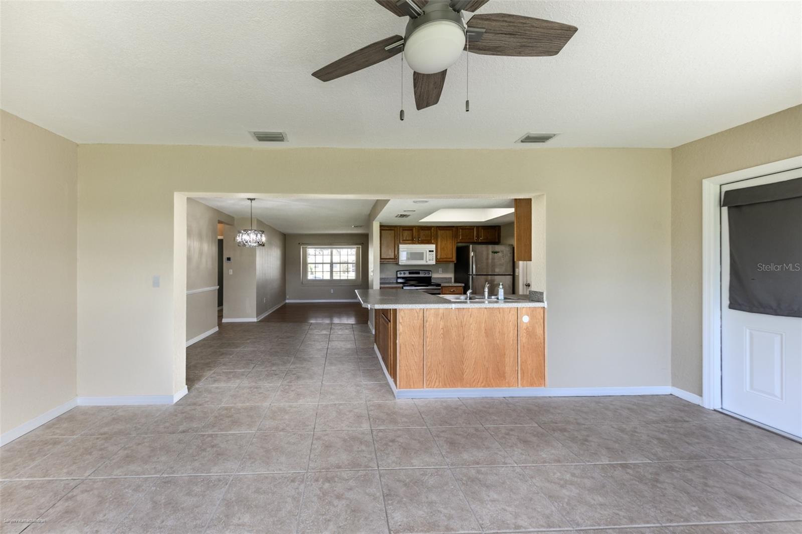 Image 29 of 54 For 2498 Abscott Street