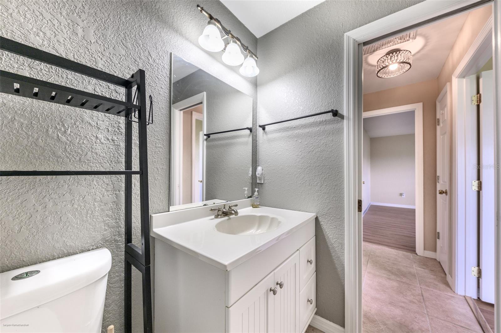 Image 41 of 54 For 2498 Abscott Street