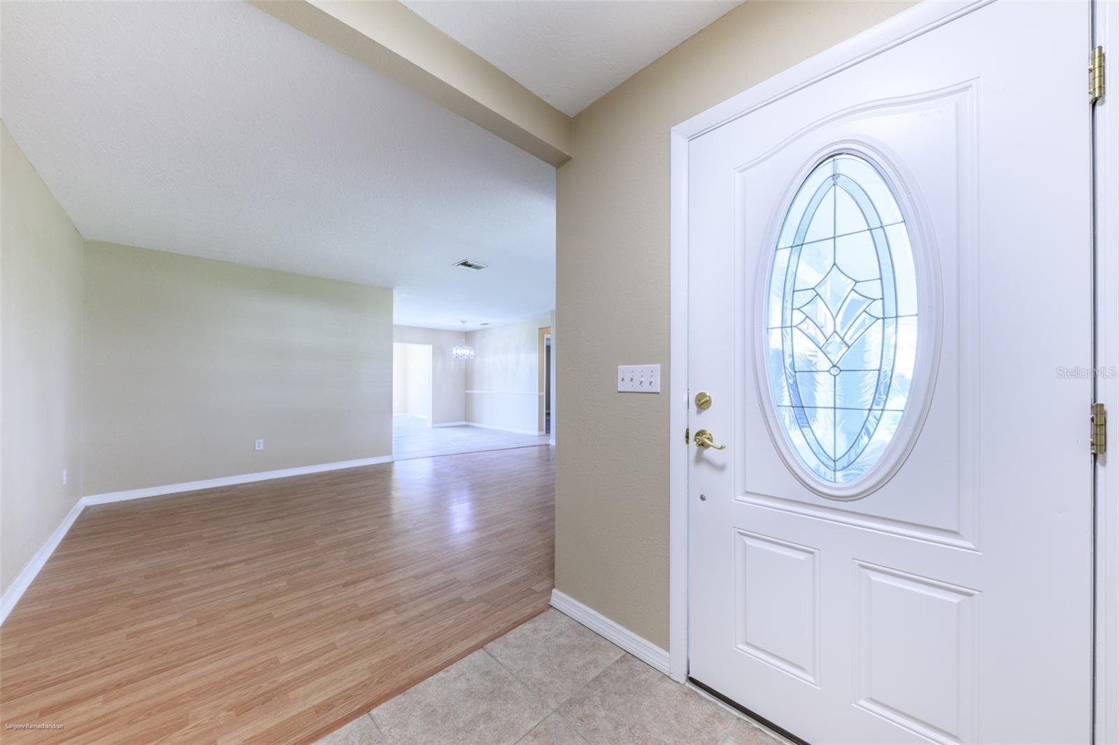 Image 7 of 54 For 2498 Abscott Street