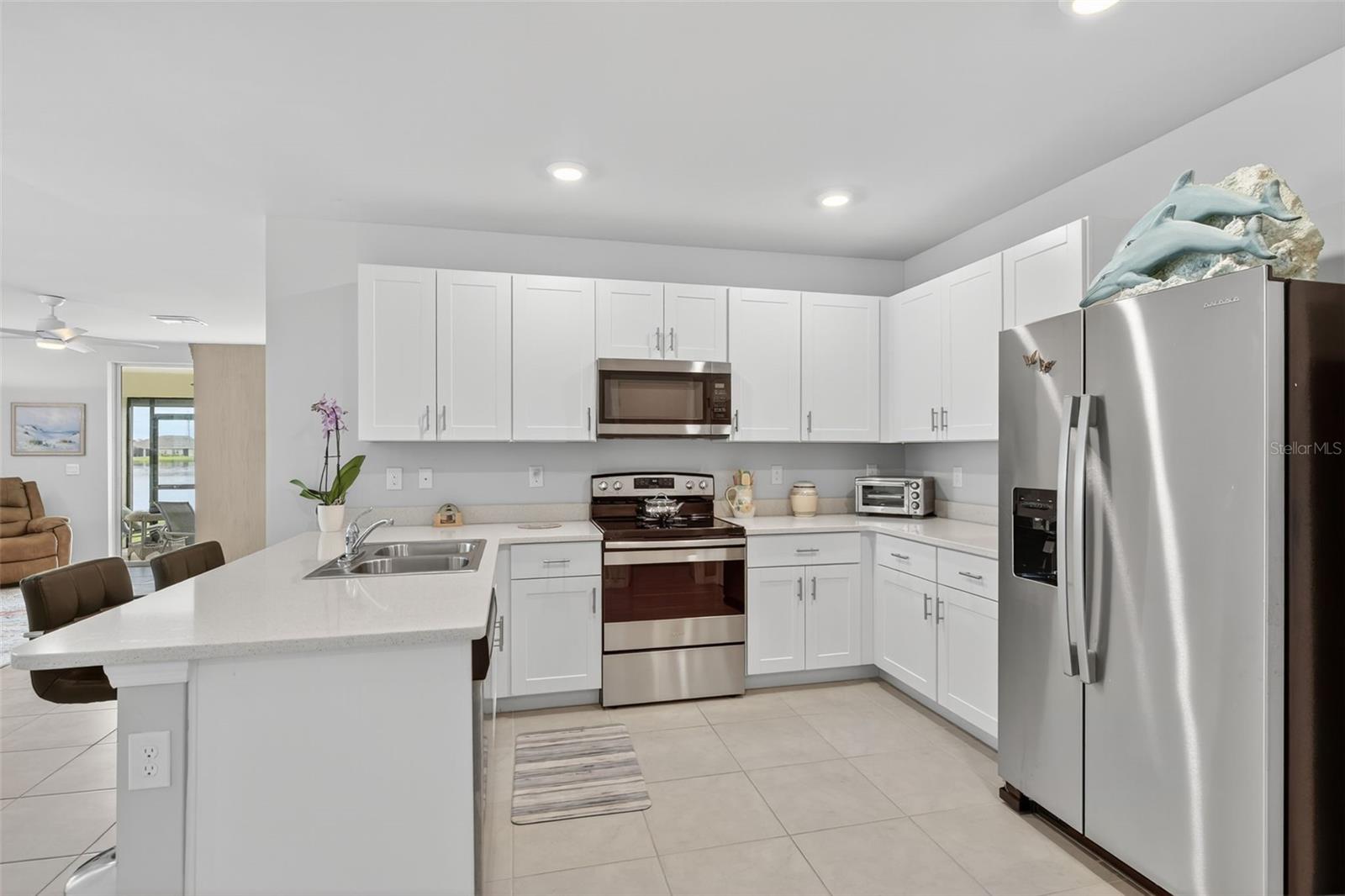 Image 11 of 72 For 25201 Lenox Circle