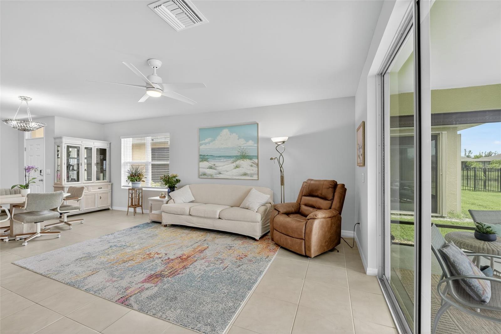 Image 15 of 72 For 25201 Lenox Circle