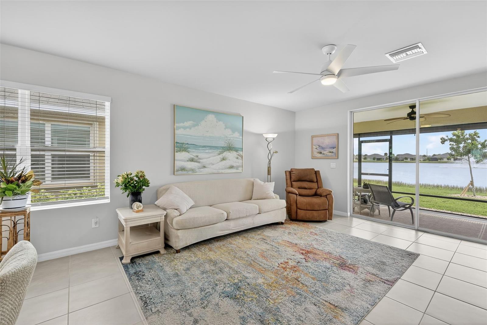 Image 20 of 72 For 25201 Lenox Circle