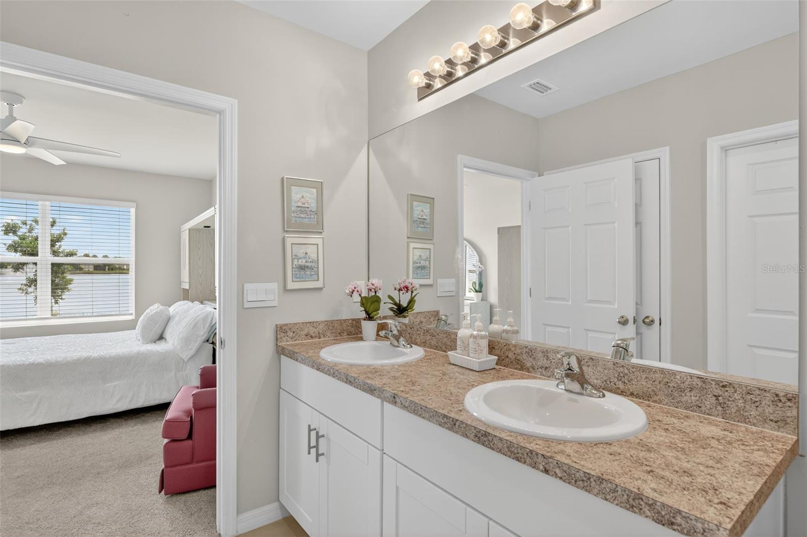 Image 29 of 72 For 25201 Lenox Circle