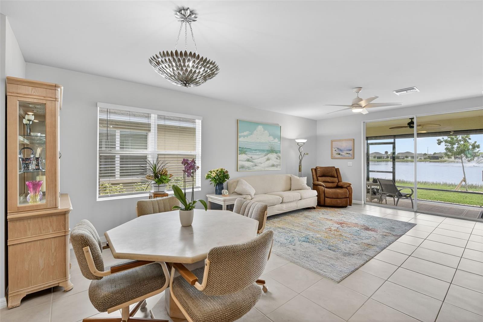 Image 4 of 72 For 25201 Lenox Circle
