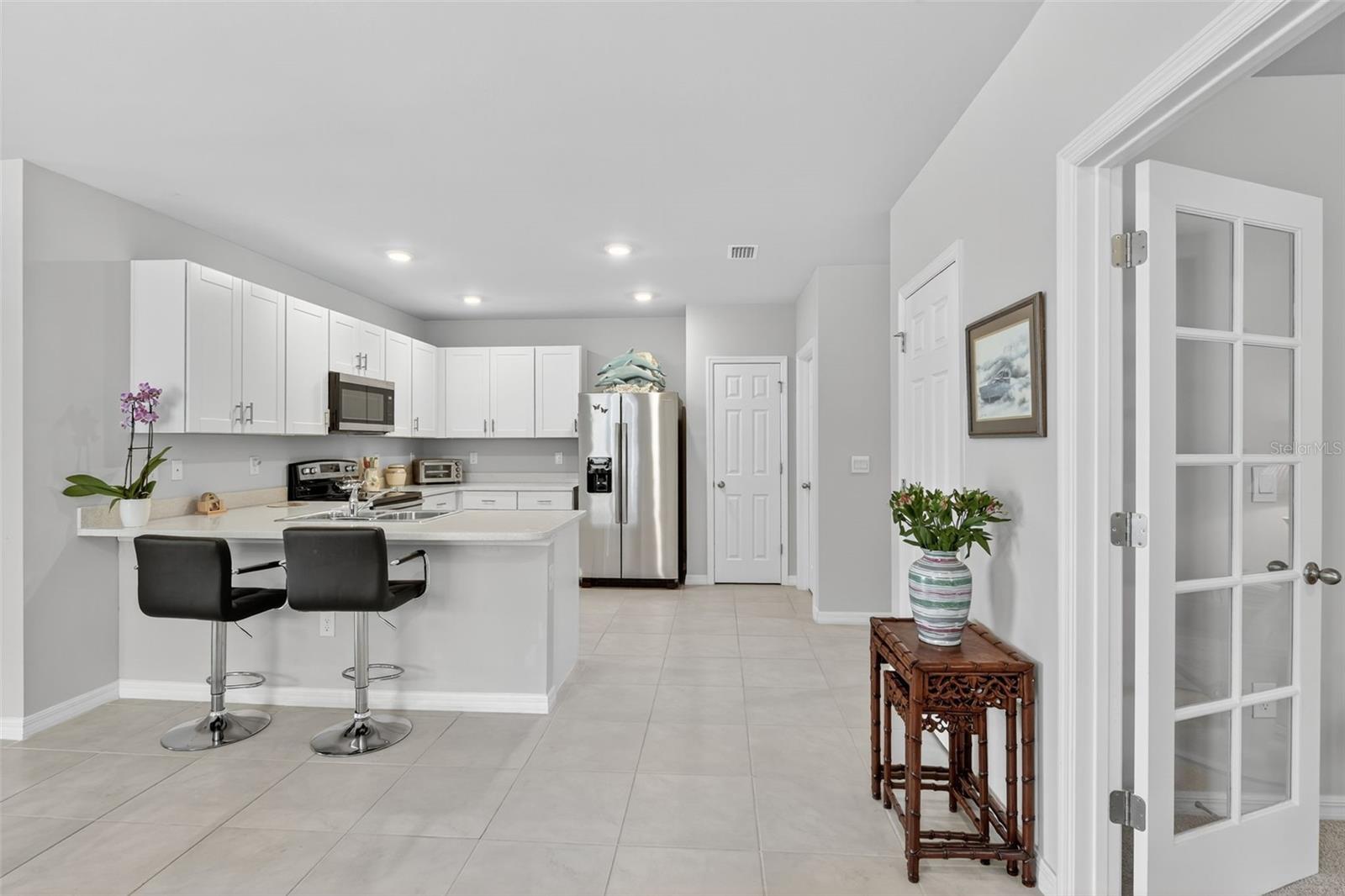 Image 7 of 72 For 25201 Lenox Circle