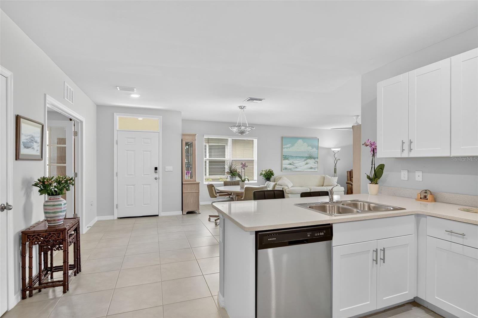 Image 9 of 72 For 25201 Lenox Circle