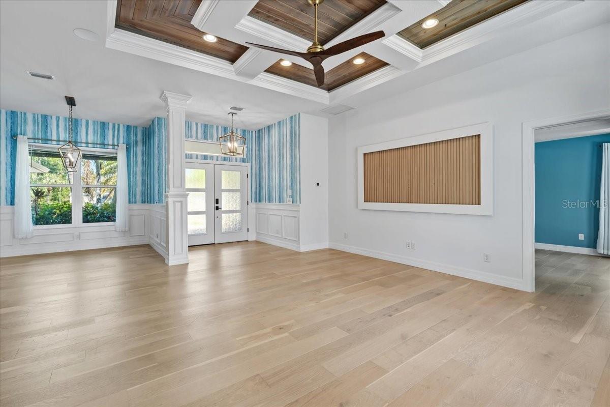 Image 13 of 86 For 2415 Price Boulevard