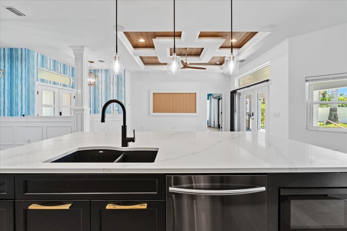 Image 21 of 86 For 2415 Price Boulevard