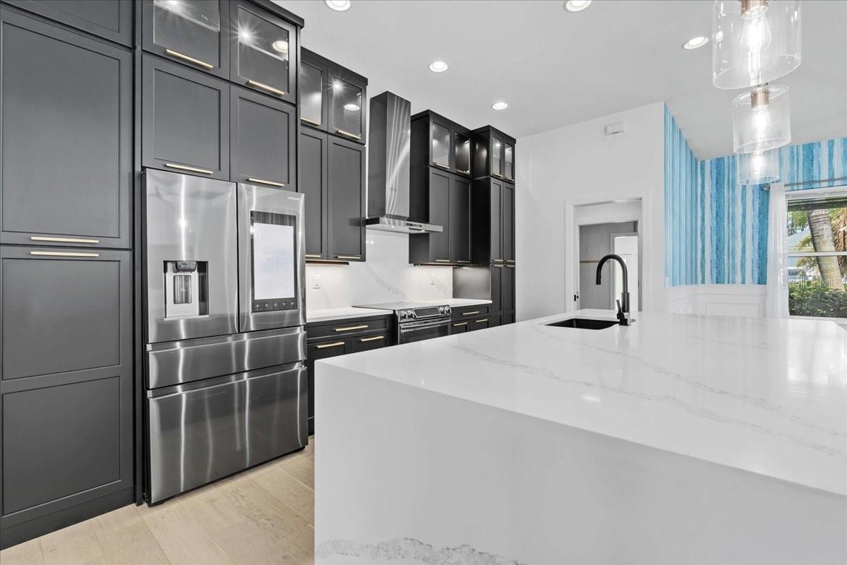 Image 24 of 86 For 2415 Price Boulevard