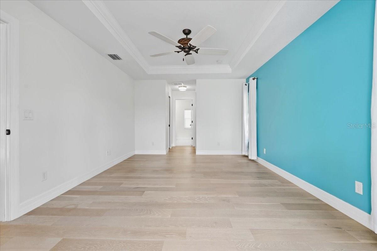 Image 33 of 86 For 2415 Price Boulevard