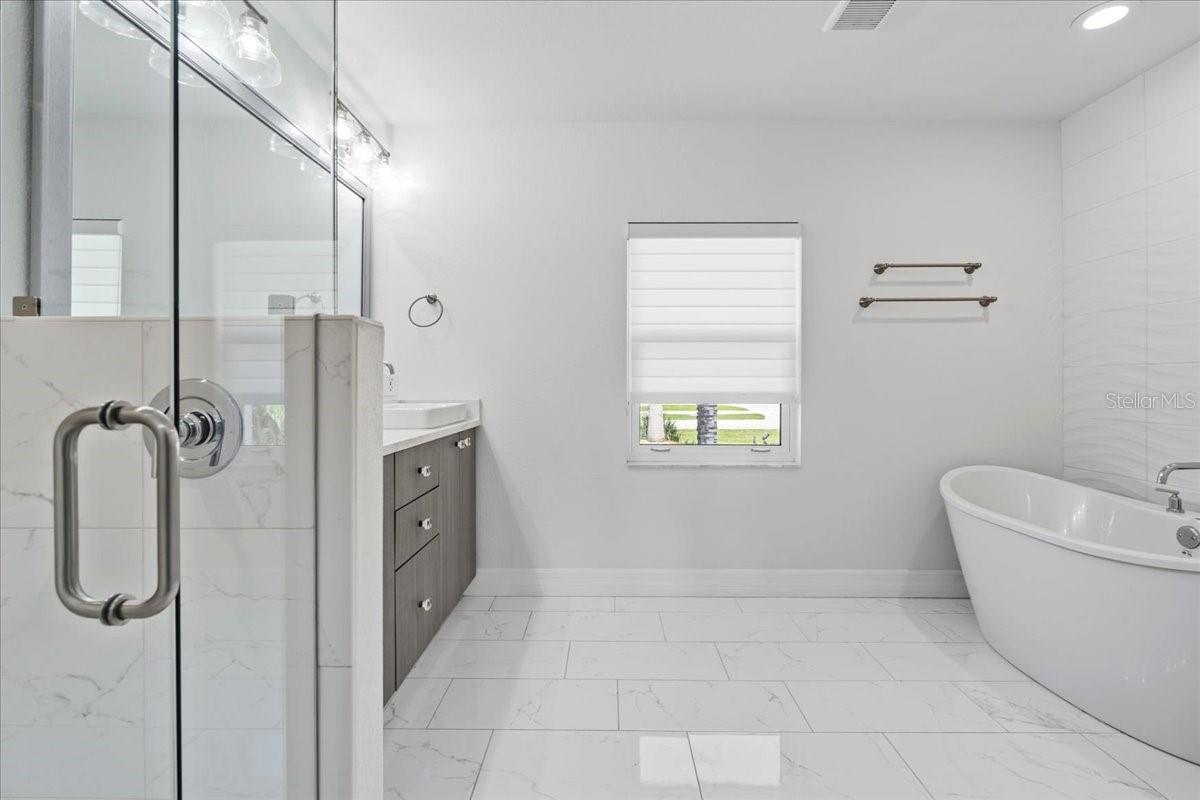 Image 34 of 86 For 2415 Price Boulevard