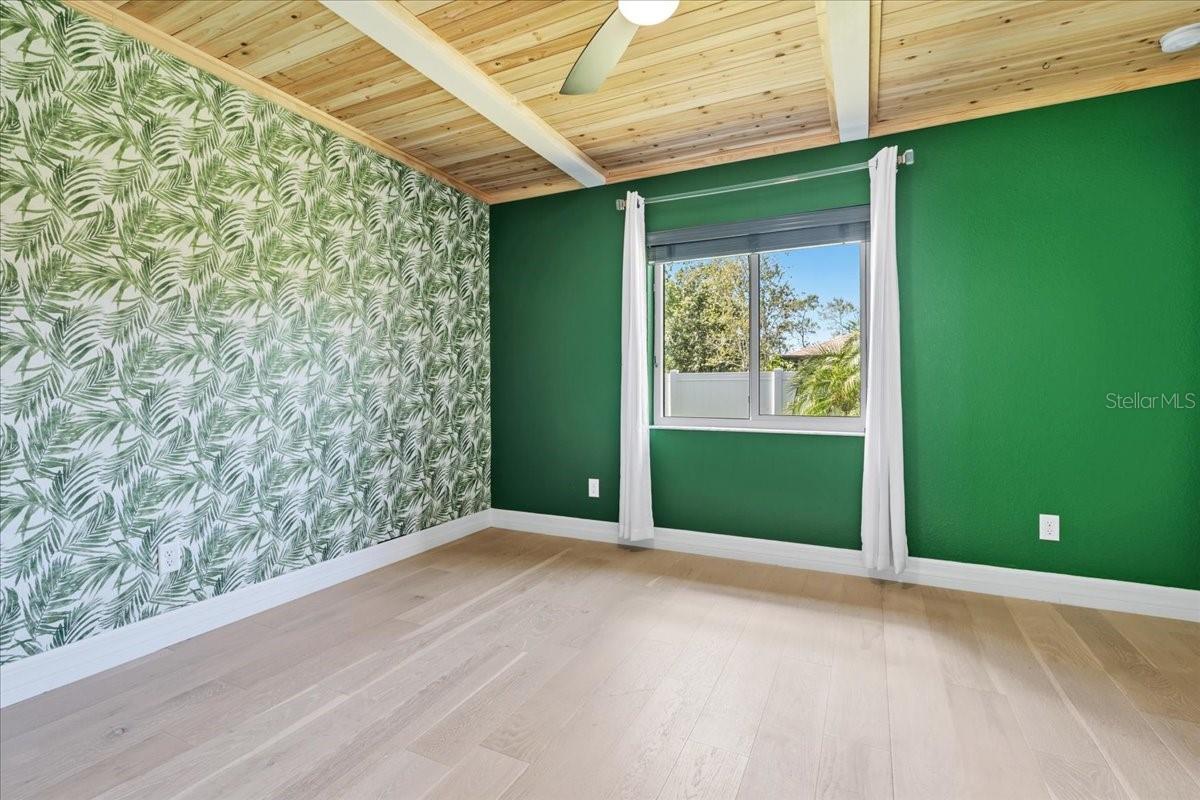 Image 41 of 86 For 2415 Price Boulevard