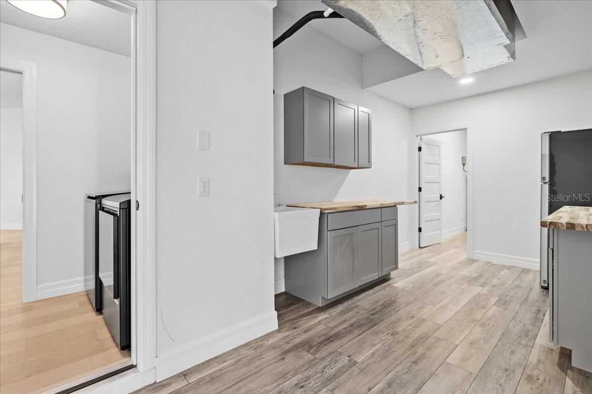 Image 52 of 86 For 2415 Price Boulevard