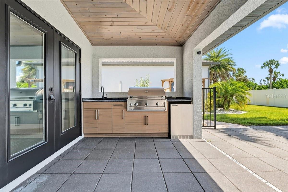 Image 57 of 86 For 2415 Price Boulevard